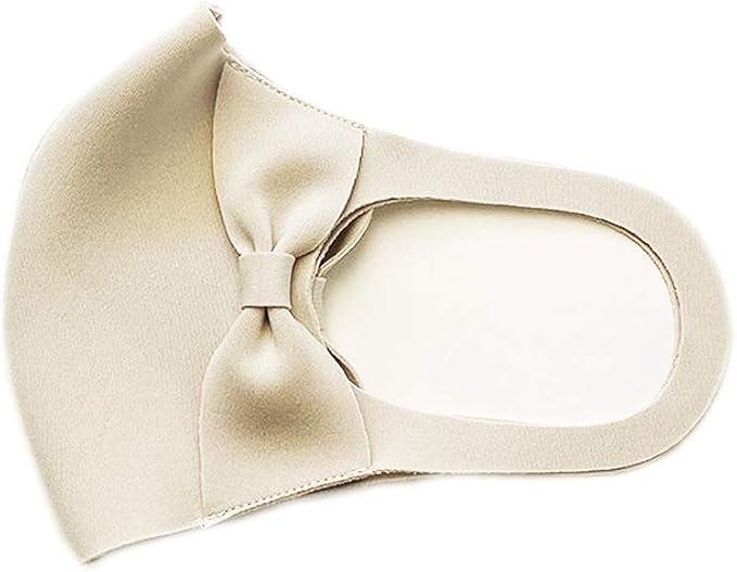 Amazon Co Jp マスク 日本製 洗える 秋 冬 春 リボン ノーズワイヤー入り 大人カワイイ エチケット 飛沫防止 布 レディース 抗菌 エチケット 飛沫防止 耳楽 リボンマスク ベージュ 服 ファッション小物