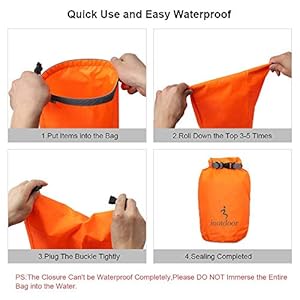 Schnorchelmasken 51gJ l6s%2BTL. SS300 🍀【100 % wasserdicht, Halten Sie Ihre Artikel trocken sauber】Unsere wasserdichte Tasche kann Ihre wertvollen Gegenstände von Regen, Schnee, Schmutz, Staub oder Sand zu halten. Es ist aus Fabrik verklebte Nähte, 210T Polyester Taftgewebe, hydrostatischeDruck wasserdicht Index bis zu 5000, können Ihre Artikel in trocken und sauber zu halten.
🍀【Durable und Lightweight】Unser Trockensack besteht aus 210T Polyester-Taftgewebe und nahtlosem Schweißen, fest und zäh. Es kommt mit Roll-Top-Verschluss mit Schnellspannschnalle, die in drei Sekunden versiegeln. Es kann gerollt oder gefaltet werden, um Platz zu sparen. Seine glatte Oberfläche macht es leicht zu reinigen. Nur ca. 0.22lbs für jede Tasche.
🍀【Strong Buckle for Carrying】Unsere Trockentasche hat eine professionelle Schnellspannschnalle, die den 100.000-fachen Gebrauch tragen kann, was fest, solide und sicherer ist.