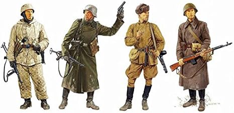 Amazon Com Platts 1 35 World War Ii Winter Equipment Of German Soldiers And Russian Soldiers Eastern Front 1942 43 Plastic Dr6652 Toys Games