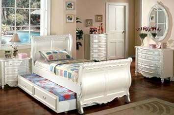Amazon Com Inland Empire Furniture Alexandra Pearl White Solid
