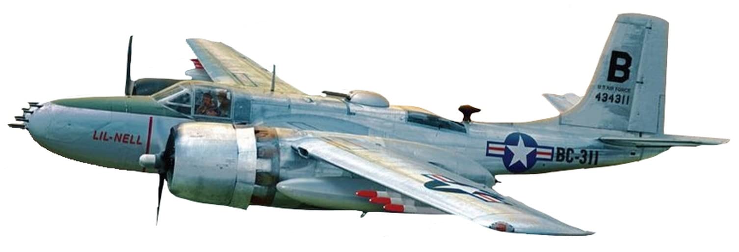 Atlantis 1/67 B-26 Invader Bomber