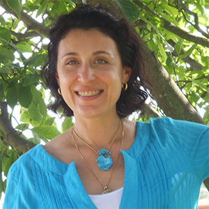 Danse Avec L Arc En Ciel Manuel D Utilisation Des Rayons Sacres Leurs Proprietes Et Usages Au Quotidien Amazon Fr Bassanetti Liliane Livres