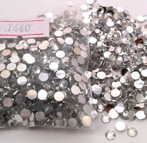 Beading Station 1440-Piece Flat Back Brilliant 14-Cut Round Rhinestones, 3mm-10ss, Clear