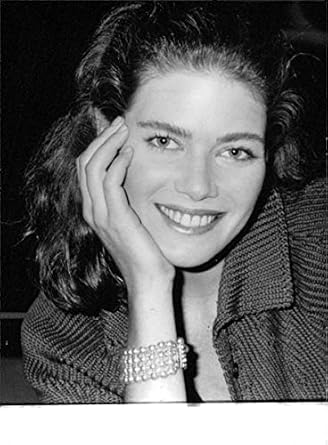 Amazon.com: Vintage photo of Kelly McGillis smiling.: Entertainment  Collectibles