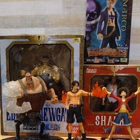 Amazon フィギュアーツzero 白ひげ ジョズ エース ルフィ シャンクス グラメン マルコ 6種セット 白ひげ海賊団 ワンピースフィギュア フィギュア ドール 通販