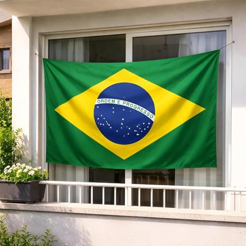 Bandeira do Brasil 90x150cm em Poliéster – Eventos, Decoração, Copa Do Mundo, Com Costura Para Mastro, Dupla Face Premium
