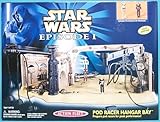 Star Wars Episode 1 Podracer Hangar Bay with Pit Droid & Mechanic