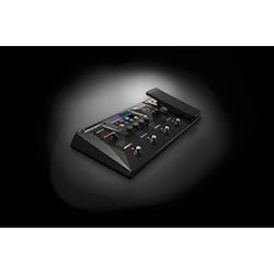 Zoom G6 Multi-Effects Processor with FP02M