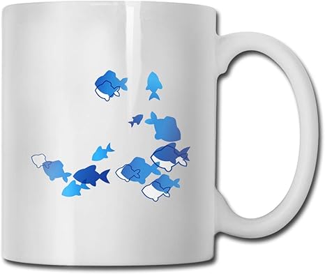 Amazon Co Jp 魚柄 青いマグカップ おしゃれ コップ コーヒーカップ ロゴ入り 食器 洋風 カフェ オフィス用品 カップ 耐熱 デザイン雑貨ラッピング 白 330ml ホーム キッチン