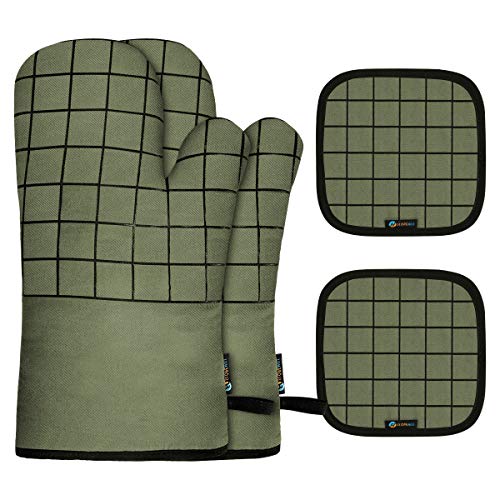 Slopehill Oven Mitts and Pot Holders, Heat Resistant Kitchen Bake Gloves Safe Trivet Mats 4 Pieces, Soft Cotton Lining with Non-Slip Surface for Cooking, Baking, Grilling, Barbecue (Green)