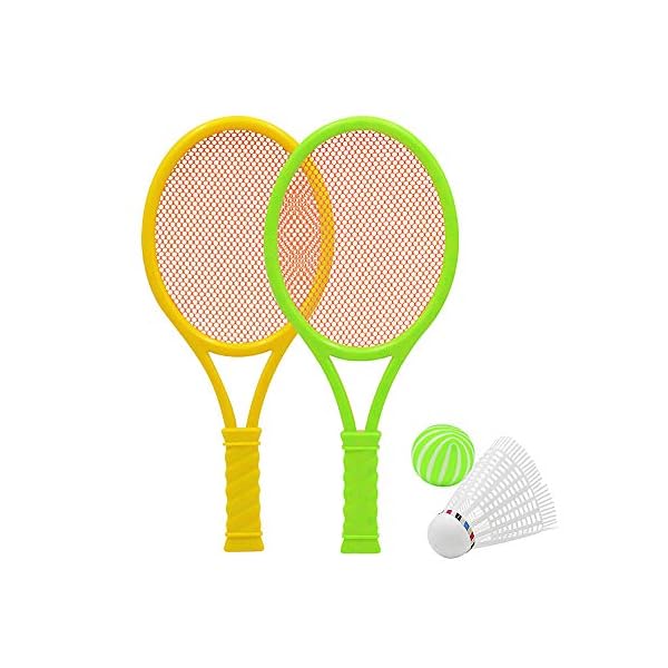 2 racchette da tennis più 2 racchettoni e un pacco di palle nuove