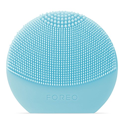 FOREO LUNA Play Plus, Portable Facial Cleansing Brush, Mint, Replaceable Battery and Waterproof Skin Care Device