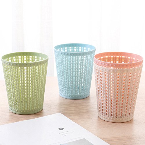 Desktop Trash Can Mini Trash Bin Plastic Rattan Hollow Countertop Trash Can Garbage Storage Bucket Wastebasket for Home or Office (Pink)