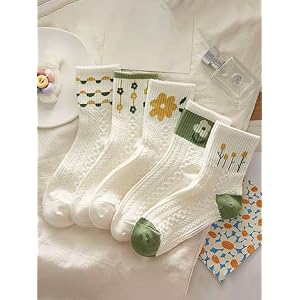 5 Pairs Women's Vintage Floral Cable Knit Crew Socks, Soft & Breathable Casual Everyday Wear