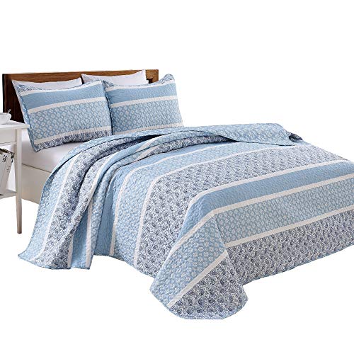 Great Bay Home Reversible Paisley Striped Bedspread. Full/Queen Size