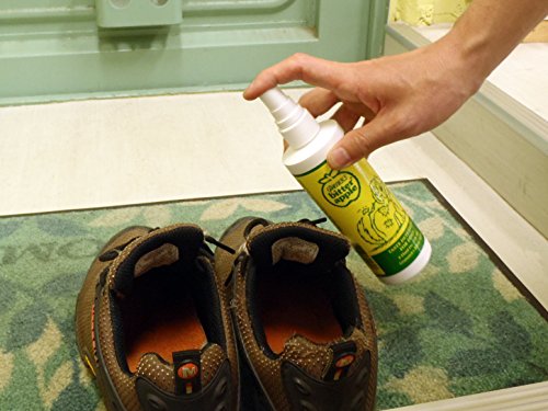 Grannick's Bitter Apple for Dogs Spray Bottle, 16 Ounces