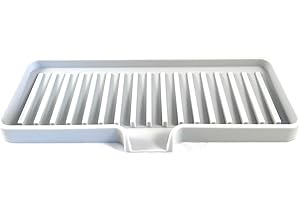 Happitasa Silicone Soap Dish Tray and Sponge Holder with Drain Chute | Bathroom and Kitchen Sink Organizer Caddy (Light Grey, 9"x3.5", 5.6 Ounces)