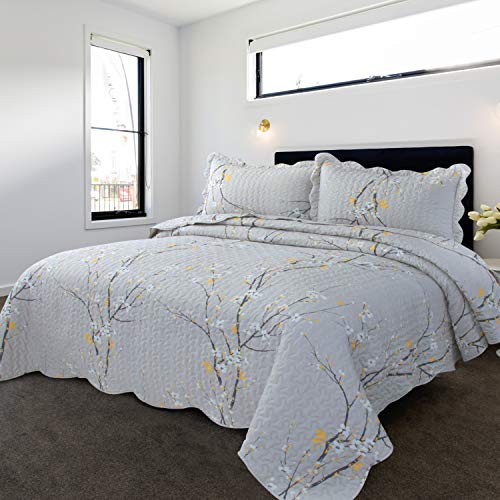 Bedsure Quilt Set Grey Queen Size Plum Blossom (90x96 inches) Bedspread