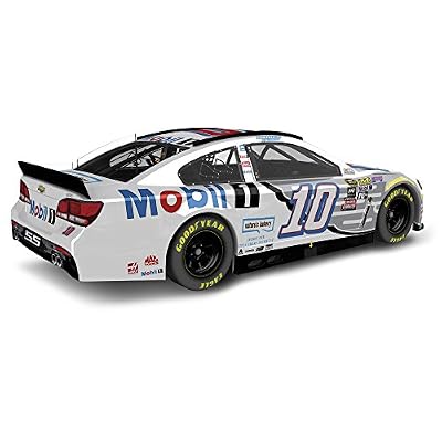 Lionel Racing Danica Patrick #10 Mobil 1 2016 Chevrolet SS NASCAR Diecast Car (1:24 Scale)