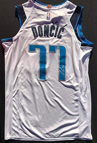 ROOKIE OF THE YEAR!!! Luka Doncic Signed DALLAS MAVERICKS Jersey #1 Beckett BAS