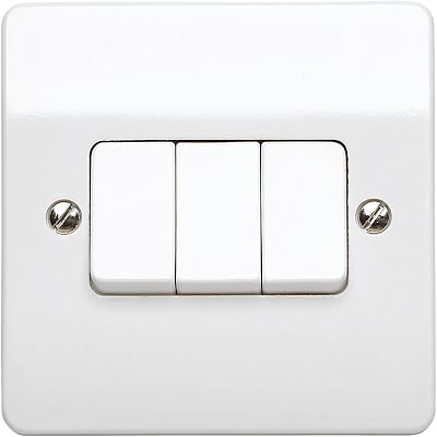MK Logic Plus K4873WHI 10A Triple Single Pole 2-Way Light Switch Plate