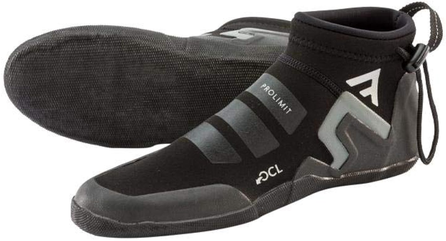 predator shoes black