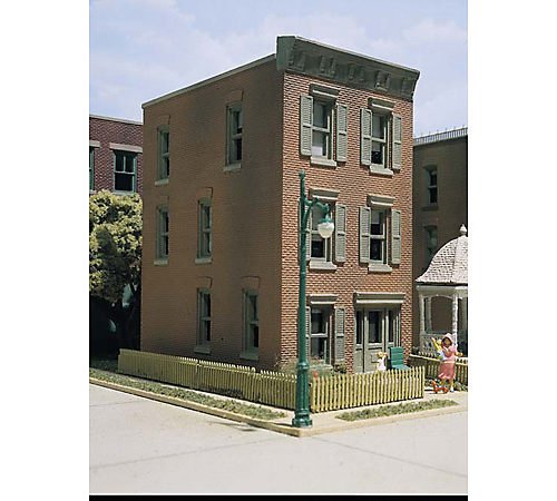HO KIT DPM Townhouse #3 by Woodland Scenics