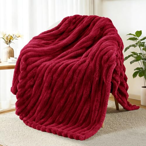Exclusivo Mezcla Striped Fleece Throw Blanket