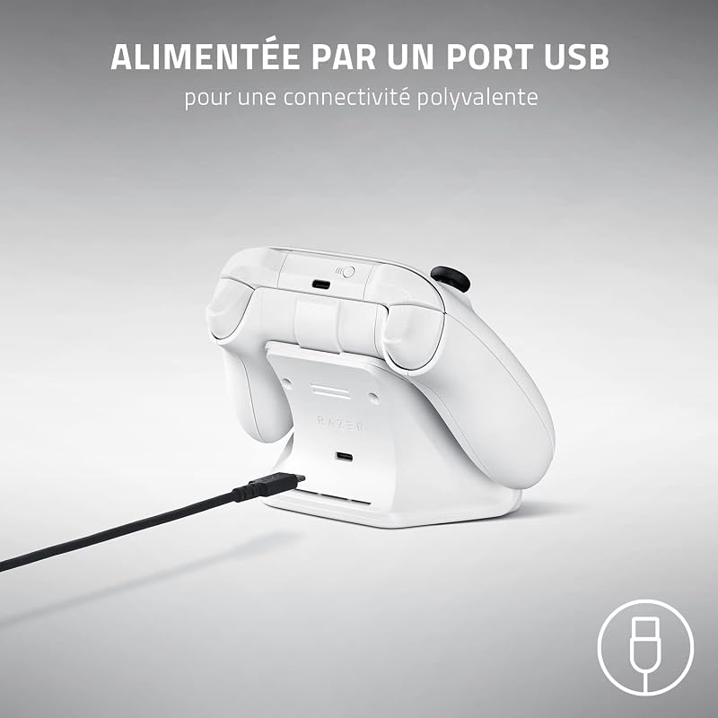 Universal Quick Charging Stand (Pulse Red) - pour Manettes de Xbox (Charge Rapide, Contact Magnétique, Compatibilité Universelle, Navigation à Une Main) Rouge