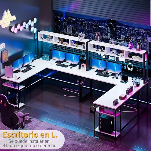 Escritorio en L,Escritorio Gamer con Regleta y Tira LED,Reversible con Estante Escritorios L,Escritorios Gamer en L con Espacio de Almacenamiento.(Blanco)