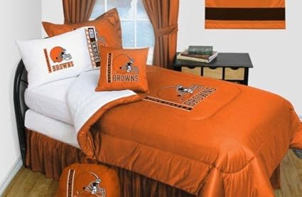 Amazon Com Cleveland Browns 8 Pc Queen Comforter Set Locker