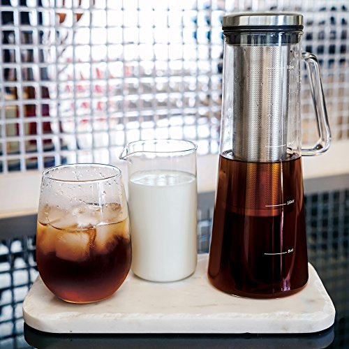 Airtight Cold Brew Iced Coffee Maker and Tea Infuser with Spout