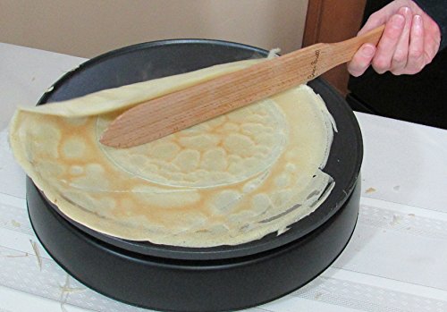 Crepe Maker Kit. 3 Piece Set Includes Crepes Spreaders,One 5 and One 7 inch, and One Crepe Turner, and Recipe Card. Made of Beechwood, Pre-Seasoned with Mineral Oil. By Crepe Scott