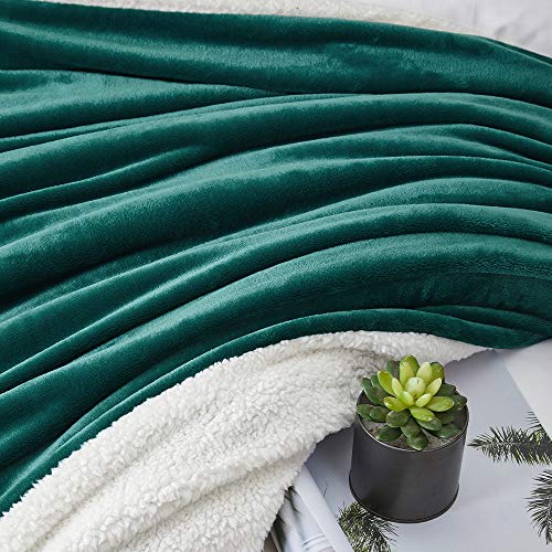 Walensee Sherpa Fleece Blanket (King Size 108”x90” Emerald Green) Plush