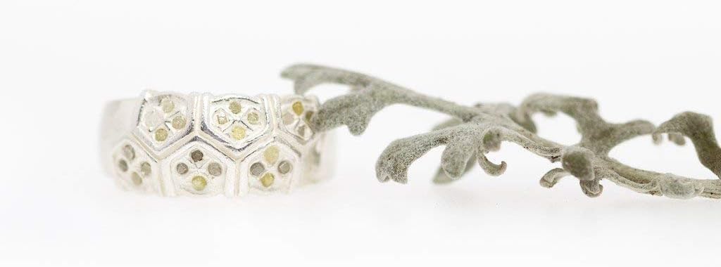 24 Diamonds & Honeycomb - Sterling Silver Ring