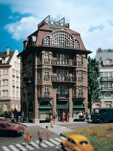 HO Scale Classic Style Building w/Cafe -- 4-3/4 x 4 x 7-3/4