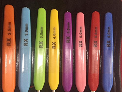 JISTL Crochet Hooks Set,Crochet Hooks Knitting Needles,Eye Blunt Needles Crochet Needles Set with Case,Ergonomic Handle Colorful Plastic Handles Knitting Needles Weave Yarn Case 16