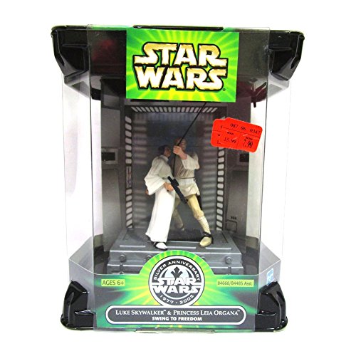 Star Wars "Swing to Freedom " Luke & Leia 1977 - 2002 Silver Anniversary Movie Scene Action Figure Set - Thumbnail 2