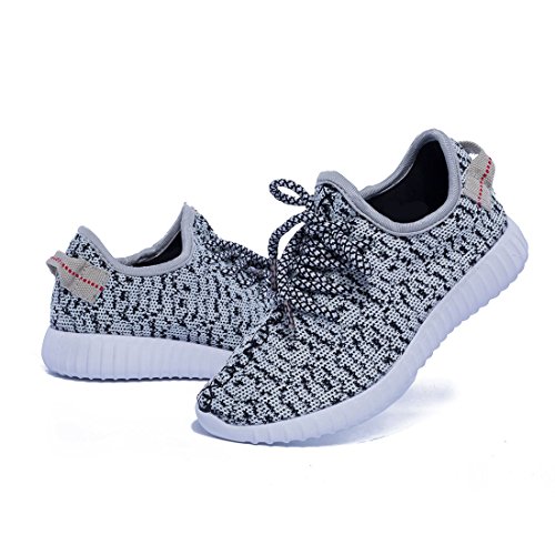 children's yeezy shoes