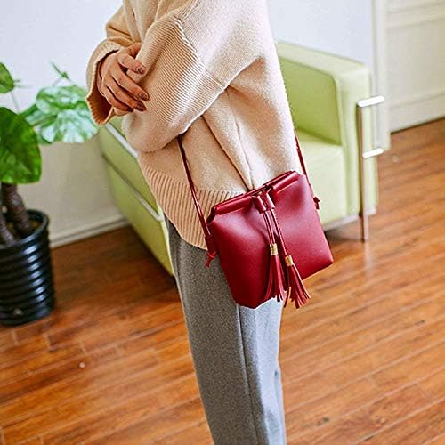 Amazon ショルダーポーチ レディース 肩掛け スマートフォンポーチ フリンジ付き ポシェット フリー ブラック ワンピース チュニック 通販