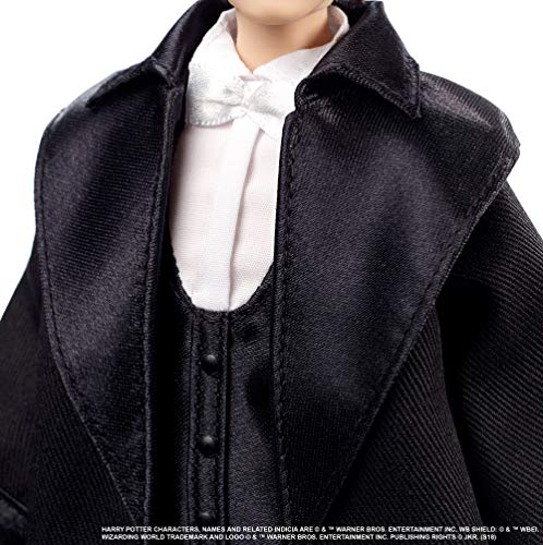 Mattel Harry Potter GFG13 - Weihnachtsball-Puppe, ca. 27cm groß, mit Einladung zum Weihnachtsball und Festumhang, tolles Spielzeug Geschenk für Kinder ab 6 Jahren – Bild 5