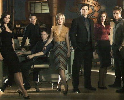 Amazon ブロマイド写真 海外ドラマ ヤング スーパーマン 第8シーズンのキャスト7人 社内 クラーク トム ウェリング アイドル 芸能人グッズ 通販