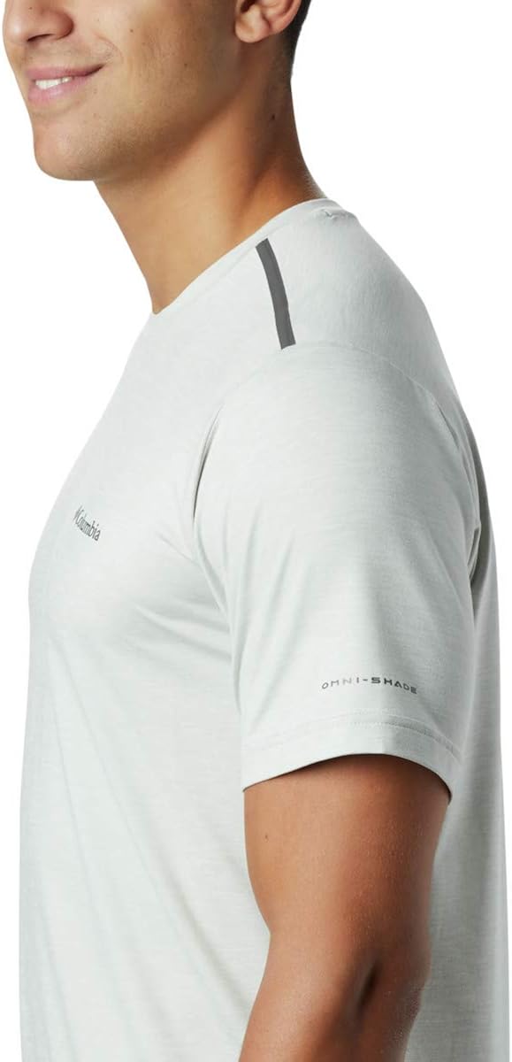 Columbia Men's Tech Trail Crew Neck: Clothing