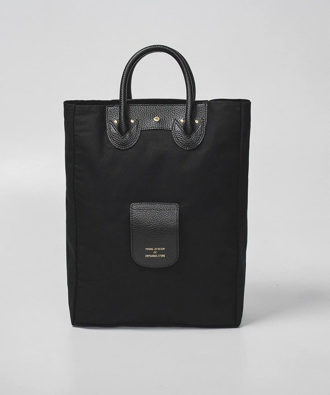 YOUNG & OLSEN The DRYGOODS STORE PACKABLE BAG BOOK BLACK:5/7発売【ムック本付録】パッカブルバッグ(黒) 裏面