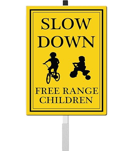 Amazon.com : SRongmao Slow Down Wildlife Crossing Yard Sign with