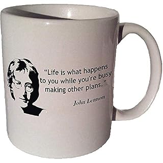 John Lennon ‘La vie est ce qui vous arrive pendant que vous’ Re occupé à faire d’autres plans ‘Citez une tasse en… - Les Beatles, Paul McCartney, John Lennon, RIngo Starr, George Harrison