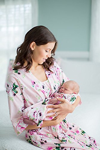 Baby Be Mine Mommy & Me Delivery Robe with Matching Baby Receiving Gown & Hat Set (S/M pre Pregnancy 2-10, Amelia)