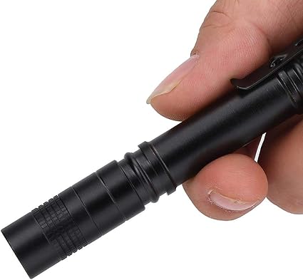 Amazon Ledペンライト アルミ合金製 懐中電灯 ミニポケットペンライト 超明るい 医師看護 防水 小型 診察用 耐衝撃 10ルーメン Ebtools 懐中電灯