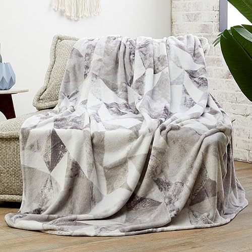 Elegant Comfort Lightweight Printed Throw