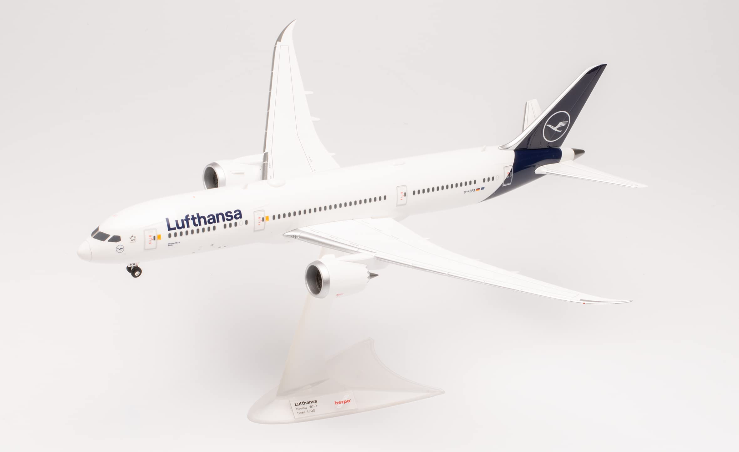 Herpa 572033 Lufthansa Boeing 787-9 Dreamliner - D-ABPA Berlin Model Aeroplane Model Making Miniature Models Collectible Multi-Colour